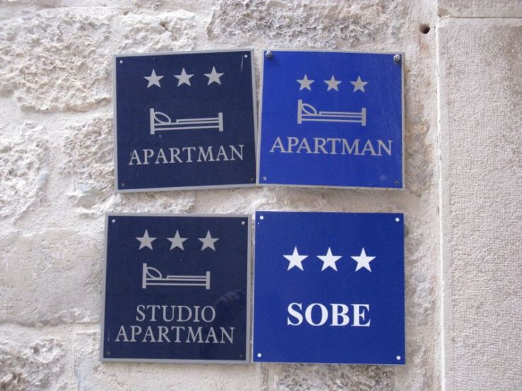 Dubrovnik_Sobe Signs