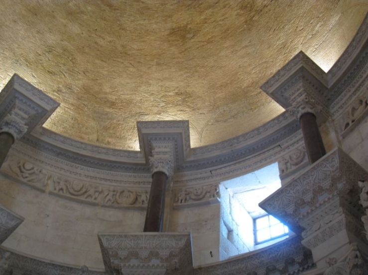 Split_Cathedral Ceiling