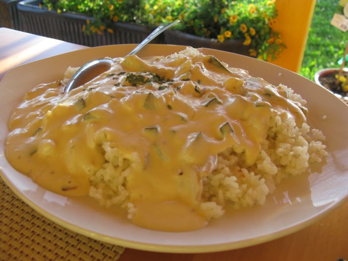 House Tina_rice with sauce